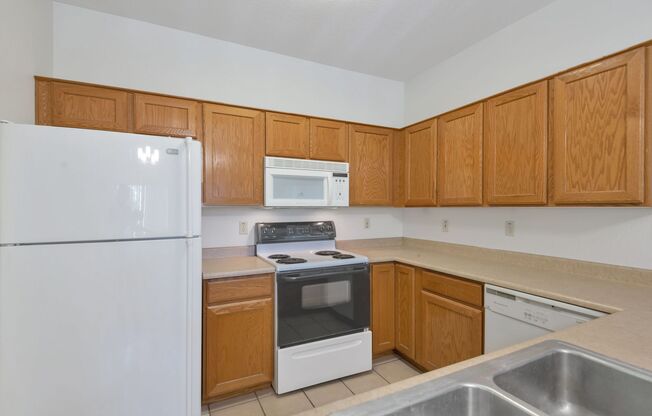 2 beds, 2 baths, $2,125, Unit # 209