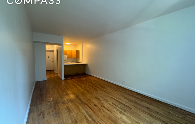 Studio, 1 bath, $2,500, Unit 2D