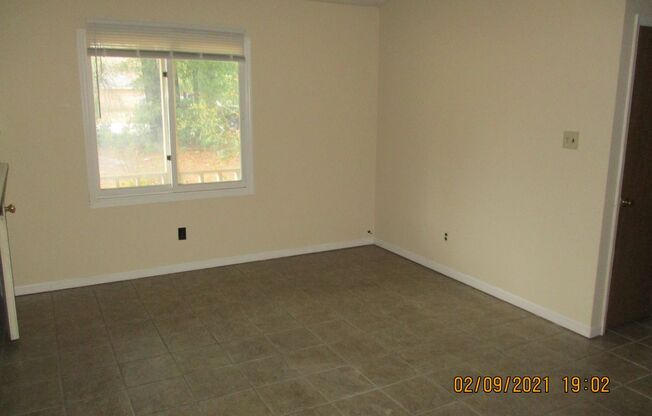 Pelham Drive, 162-B