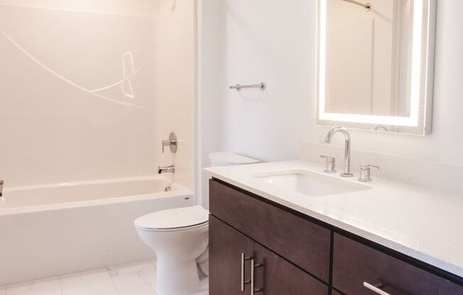 1 bed, 1 bath, 648 sqft, $1,595, Unit APT 404