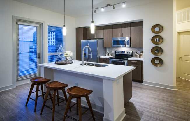 Kitchens with Custom Cabinetry and Kitchen Islands at Olympic by Windsor, 90015, CA