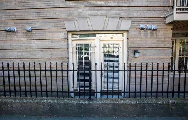 Spacious 1 Bedroom unit in Adams Morgan area