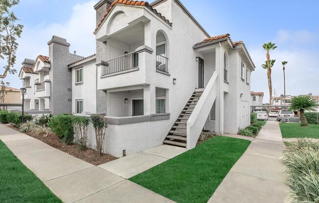 Enclave at Town Square - Apartments in Chino, CA