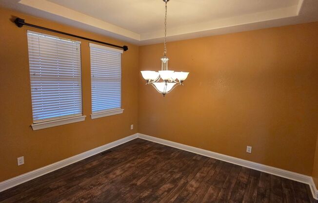 Beautiful and Expansive 4 Bed 3 Bath SFR by Buckley AFB