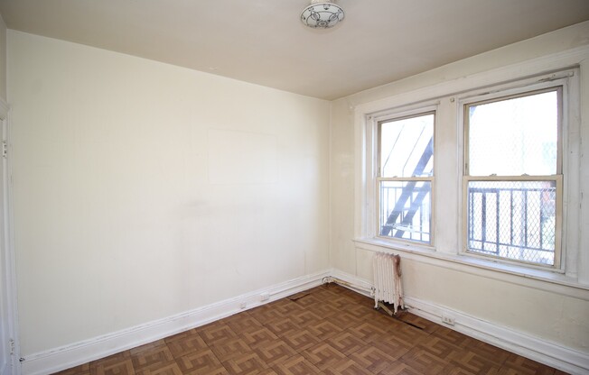 1 bed, 1 bath, 2 sqft, $950, Unit #403