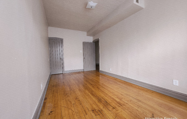 1160 S MASON