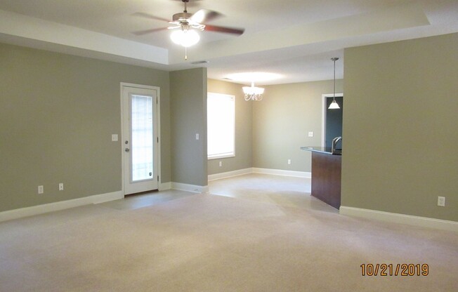 3 beds, 2 baths, $1,550