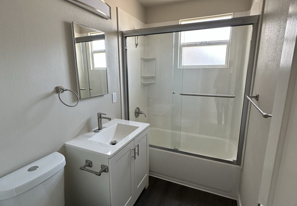253 LANSING WAY