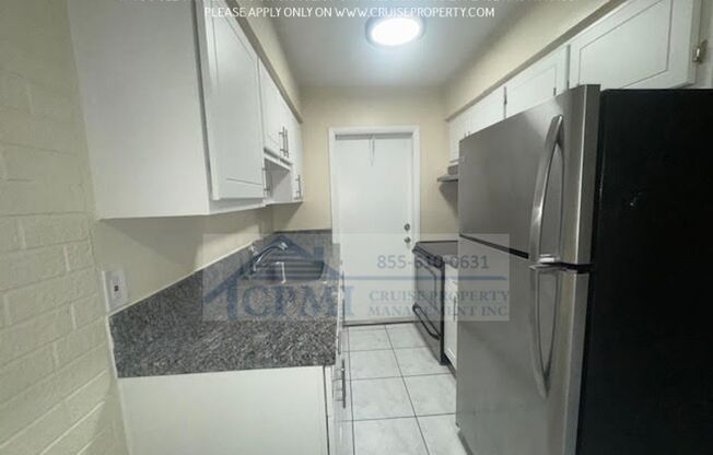1 bed, 1 bath, 642 sqft, $1,595, Unit 26