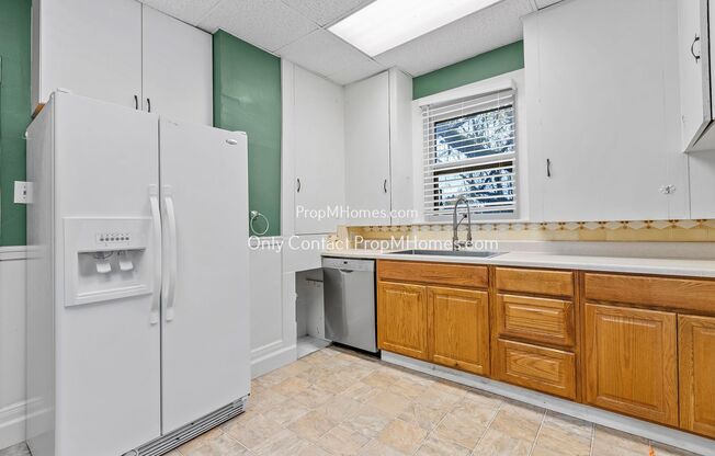 2 beds, 1 bath, $1,849, Unit 6315 E Burnside Street Unit 1