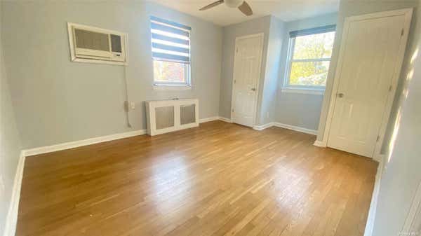 3 beds, 1 bath, $2,900