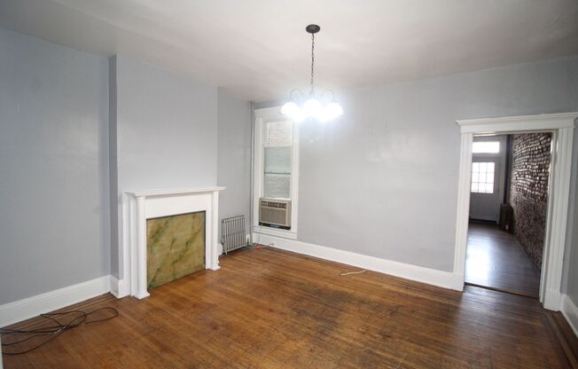 2026/2027 JHU Off-campus Large 5bd/2.5ba home w/ Parking Spot! Available 6/9/26