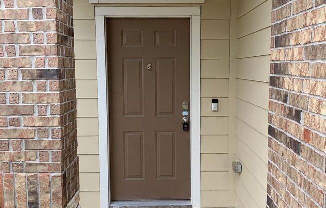 17038 WILTHORNE GDNS CT