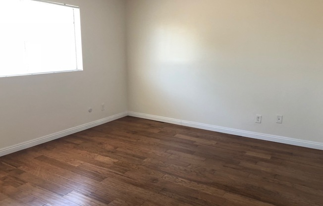 1 bed, 1 bath, 550 sqft, $2,050, Unit 07