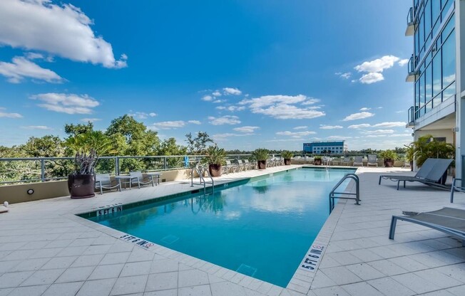 2 beds, 2 baths, $2,995, Unit Unit 621