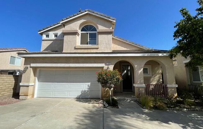 Oxnard | Seabreeze Gated Community | 3 Bedroom + 2.5 Bathroom | Corte Las Holas