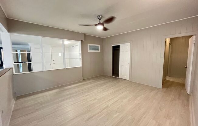 2 beds, 1 bath, 900 sqft, $2,300, Unit E