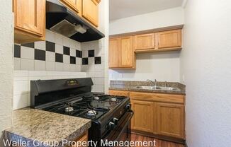 1505 W Lovers Lane