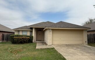 3 Bedroom, 2 Bathroom home in a quiet neighborhood in New Braunfels