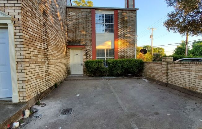 102 Austin Stone Drive