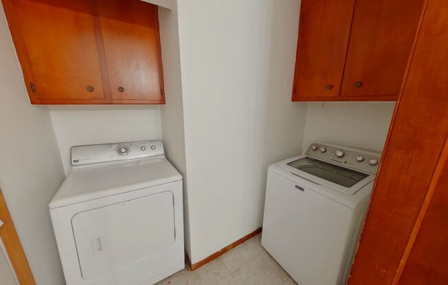 3 beds, 1 bath, $1,245