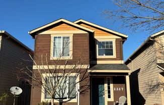 2 Story Home in Newberg