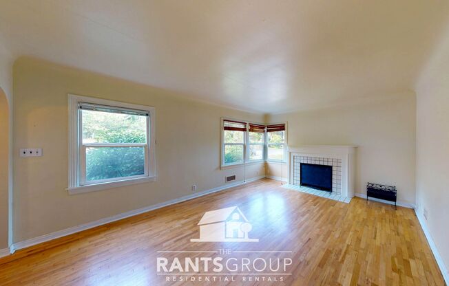 2-Bedroom Home with Basement on a Spacious Lot on the West Side of Olympia!