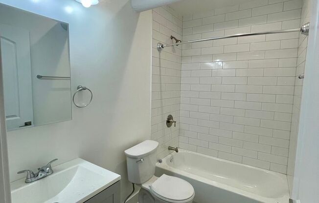 1 bed, 1 bath, 700 sqft, $1,600, Unit 5010-G