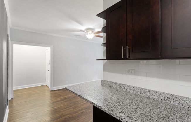 2 beds, 1 bath, 569 sqft, $2,300, Unit 6116-1W