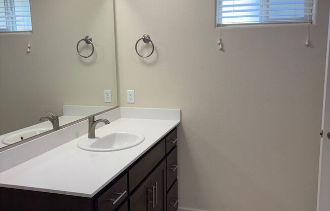 2 beds, 2 baths, 1,064 sqft, $2,271, Unit 1663 - 201