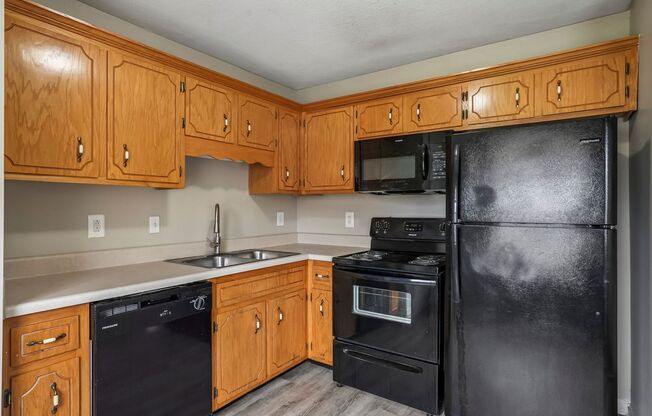 2 beds, 1 bath, 800 sqft, $974, Unit LH107