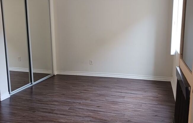 Studio, 1 bath, $1,595