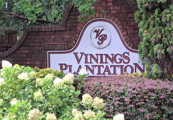 6122 FARMWOOD WAY SE