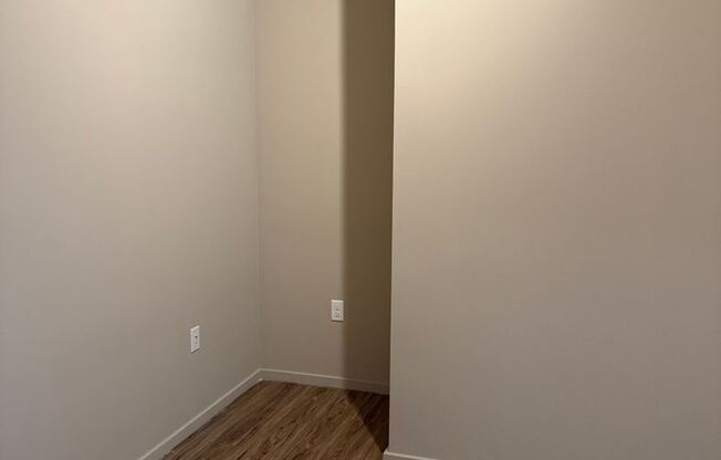 1 bed, 1 bath, 664 sqft, $1,130, Unit 204