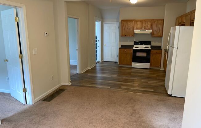 2 beds, 1 bath, $1,550