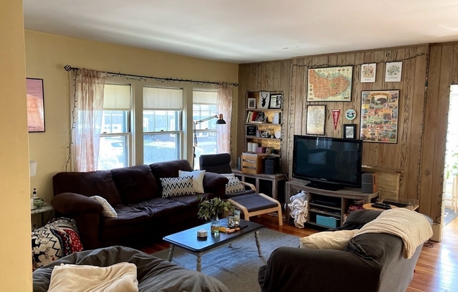 36 BEACONSFIELD RD