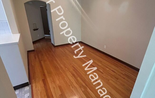 1 bed, 1 bath, 919 sqft, $1,175, Unit 6449 Nottingham Avenue Apt. 2W (Maint. Only)