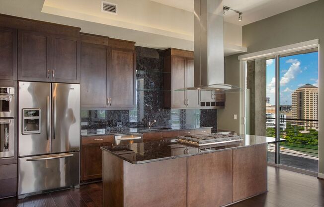 2 beds, 2.5 baths, 2,171 sqft, $9,728, Unit 1910