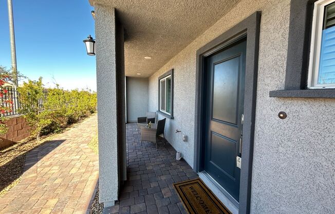 3-Story Townhome 4 Bedrooms 4 Bathrooms!