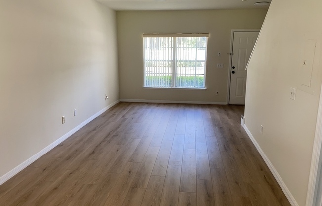 303 WILTON CIR