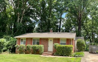 Brick Ranch in Yorkmount Area near Tyvola