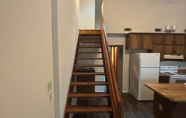 Charming 1 Bedroom 1 Bathroom with a loft!
