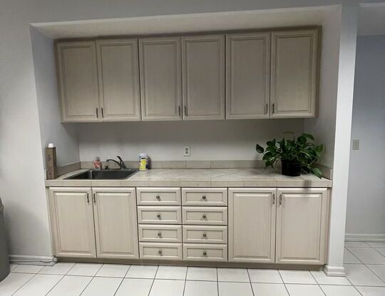 2 beds, 2 baths, 1,264 sqft, $3,275, Unit 607