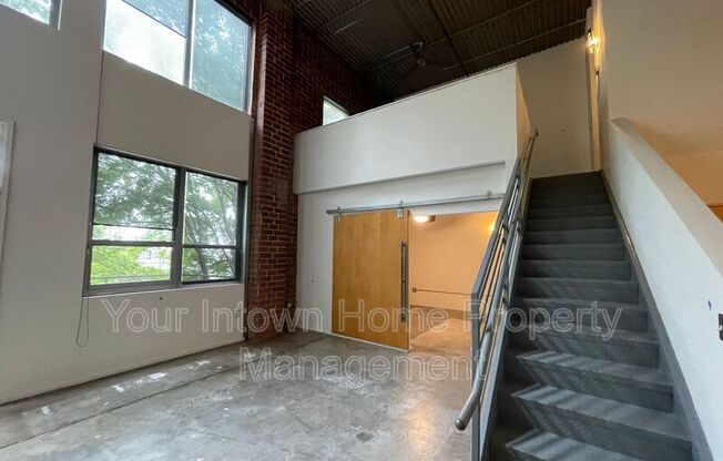 195 ARIZONA AVE