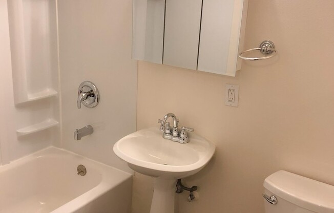 1 bed, 1 bath, 540 sqft, $1,625, Unit 201