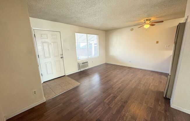 Laurel Apartments