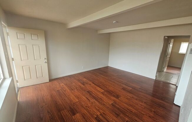 Charming & Spacious Upstairs 2-Bedroom Apartment Looking for a New Tenant!