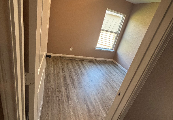4606 VILLA