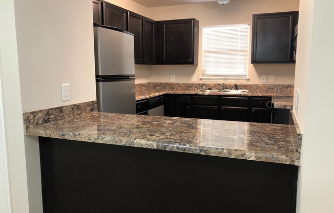 2 beds, 2 baths, 1,131 sqft, $1,425, Unit 2796-7