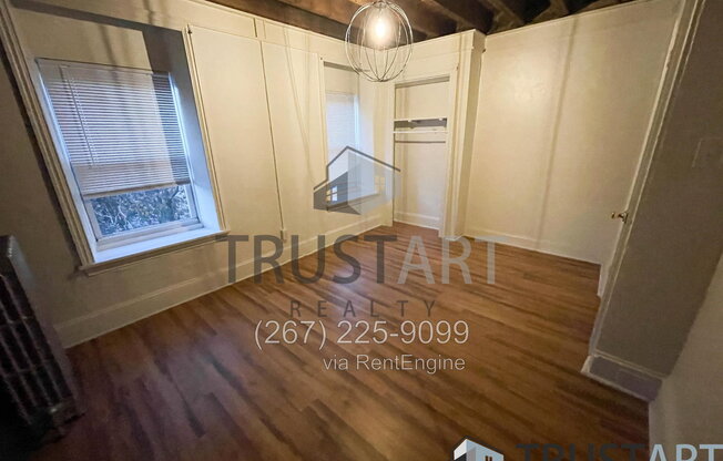 2 beds, 1 bath, $1,575